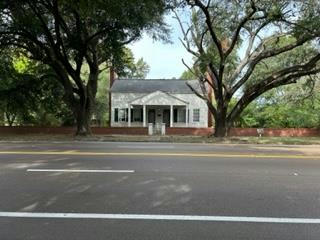 702 CHURCH ST, PORT GIBSON, MS 39150 - Image 1